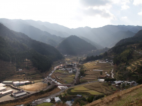 零廢棄城市如何告別焚化爐？義大利小鎮靠這招10年減少40%垃圾、省下超過7000萬台幣